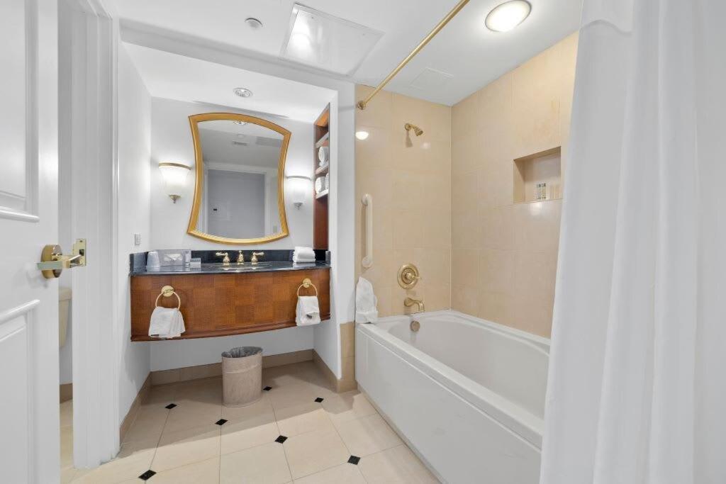 אטלנטיק סיטי Stylish 2Br 3Ba Cozysuites On The Boardwalk מראה חיצוני תמונה