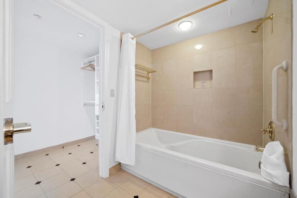 אטלנטיק סיטי Stylish 2Br 3Ba Cozysuites On The Boardwalk מראה חיצוני תמונה