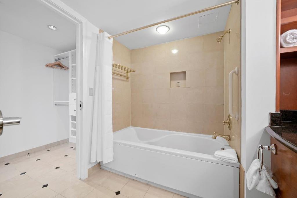 אטלנטיק סיטי Stylish 2Br 3Ba Cozysuites On The Boardwalk מראה חיצוני תמונה