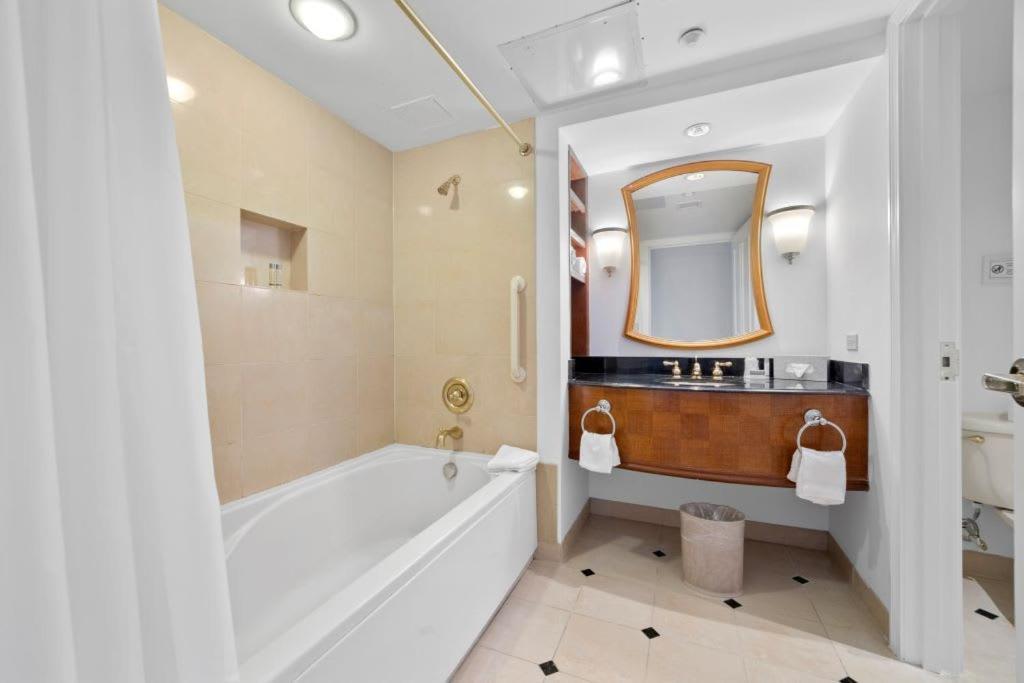 אטלנטיק סיטי Stylish 2Br 3Ba Cozysuites On The Boardwalk מראה חיצוני תמונה